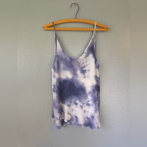Tresics Blue and White Tie-Dye Camisole